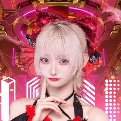 9/10筋肉発表会(生誕ライブ)@ ZircoTokyo にて!@dearholic_info の赤い狐🦊❤️ ▶︎▶︎@kon_pipina ▶︎▶︎#無慈悲なヒナ ライブ▶︎▶︎ https://t.co/rmhSNNU1sX