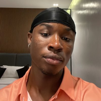 Oludolapo. Profile