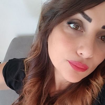 Ognuno co' 'a farina sua ce fa li gnocchi che je pare.