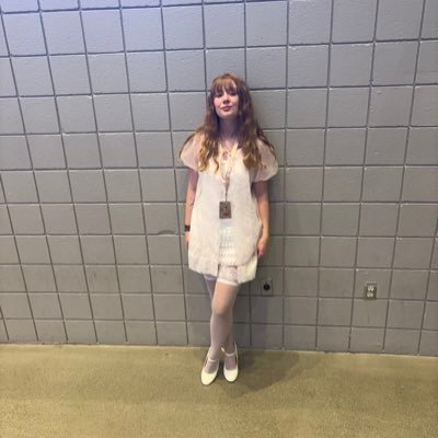 EdgettOliv30053's profile picture. lover of all things pop music!!!💖💖💖