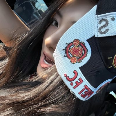 97schatwo's profile picture. @97schaone 
nilufer belediyesi