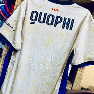 No one knows tomorrow so treat me nice. Football and NBA fan and a Ghanaian @Barcelona @liverpool @ManCity @Nba #Ghana