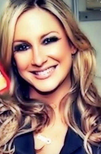Fc' dedicado a cantora @ClaudiaLeitte (since :17/01/2012)
http://t.co/58Q9CflwzC