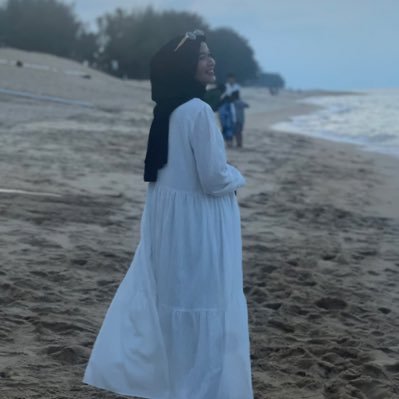 Bunga tanpa Akar 🥀