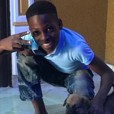 Content creator, Affiliate marketer, social media specialist, writer, consultant etc