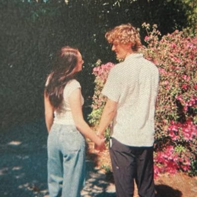 bellyjeredits's profile picture. 