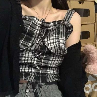 私は 30 歳で、ペットが好きです。私と同じくらいペットが好きな夫を探しています。