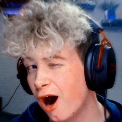 HarlowBeanzz's profile picture. this is my world. your all just beast burgering in it.