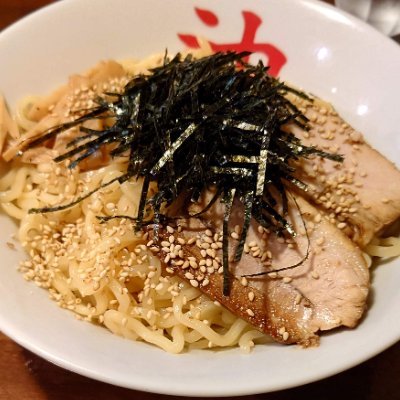 IXfbtjDRmdyO9D5's profile picture. 名城/理工