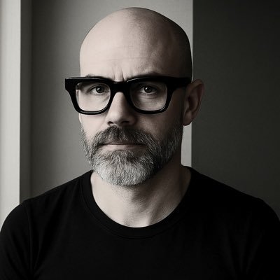 Independent journalist. Fascists hate me. I like that.