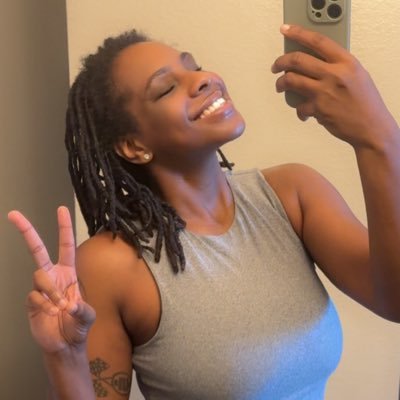 I run a lot. I laugh a lot. I work a lot. I travel frequently. DFW📍| Austin | LA | NY