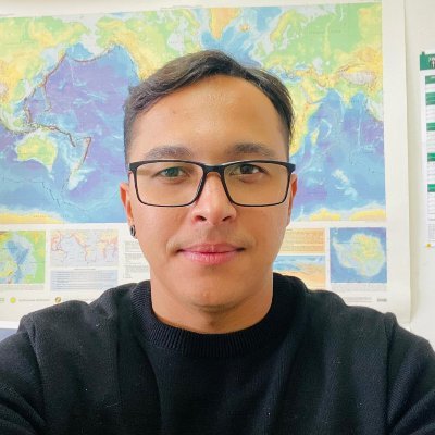 PhD Candidate in Geophysics - LMU Munchen, Germany.
Master in Marine Geology - Institute of Geosciences, USP, Brazil.
Geoscientist - Paleomagnetism, Stratigraph