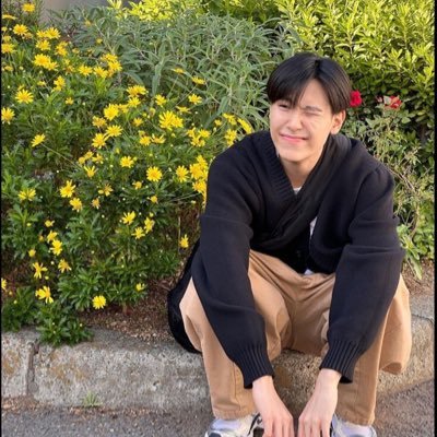 t0nkhAw_ww's profile picture. .