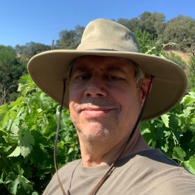 Writer, historian, lawyer, software engineer. Author of 9 books - High fantasy novels, a history of Vietnam, & spy thriller set in the C-19 pandemic.