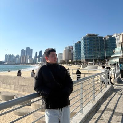 alomalapitan_'s profile picture. Clean Hands Do Save Lives.