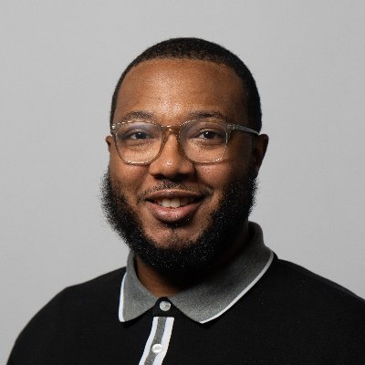 Current: Sports Editor, Story Formats & Social at @PhillyInquirer. @Poynter fellowship grad. Co-host of @ShootersRadio. Past: @Eagles