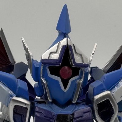 ■ガンプラオフ『ガンプラファイト・レディゴー(GFRG)』代表。 @GFRG2015 ■ドラマ:逃げ恥は神■#鬼滅のSD #呪術SD■参加: #LGBB創傑伝 #機動武者大戦25周年企画 ■エレキ修学旅行@浜名湖参戦。 好きな芸人:ラーメンズ等 ■®関西ラー集の代表 ■MH4G・MHX・MHXX・MHW・MHR