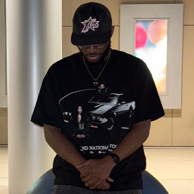 Nikai, 23🥀🙇🏾♂️ EST. 2002. 2025 College Grad Music FE!N🎵🖤introverted, straight, raw thoughts, SZA💍🐐 BRON🐐 KDOT🐐