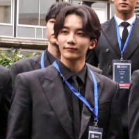 Jeonghan. (@zeonghaen) 's Twitter Profile
