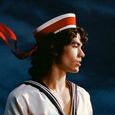 ‧₊˚✧frog✧˚₊‧ seeing conan 9/26 ⚓️ Profile
