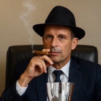 m6eer__'s profile picture. ⚫️🔴kuwait الكويت