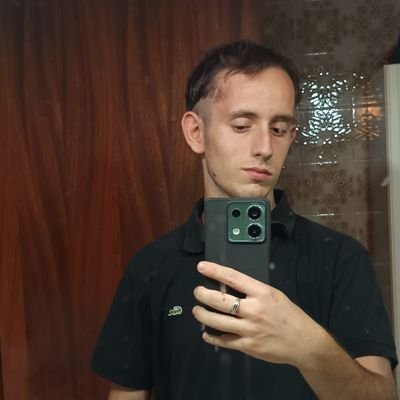 En tercero de Ingeniería teleco, Valencianista y, pues, no se que añadir para quedar bien jjajanjaja, 21 años| mascletà occasionally
@chuanmeta2004