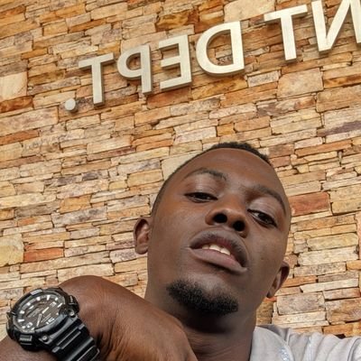 JuniorMazinga's profile picture. 