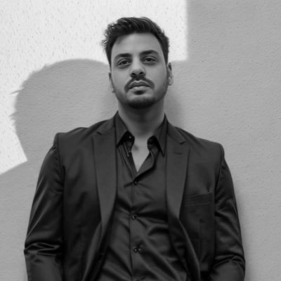 RenatoPiazza2's profile picture. Curioso e un po’ avventuriero. Amo i dettagli che rendono unico un momento e le piccole cose che lo fanno grande.