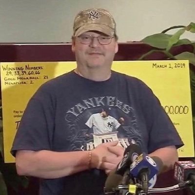 I'm Michael J. Weirsky, Mega Millions jackpot winner of $273,000,000. I'm giving away $50k to my followers. Be a winner todav! Good luck! #DM I love Jesus ❤️✝️