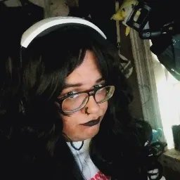 marcypig's profile picture. rat lover ✧.* jungle girl ✧.*  the best (and only) neeko jungle ✧.* hardstuck d1 leaguer✧.* 24f ✧.* goth latina ✧.* caffeine addict ✧.*  🇵🇷 🏳️⚧️ MDNI