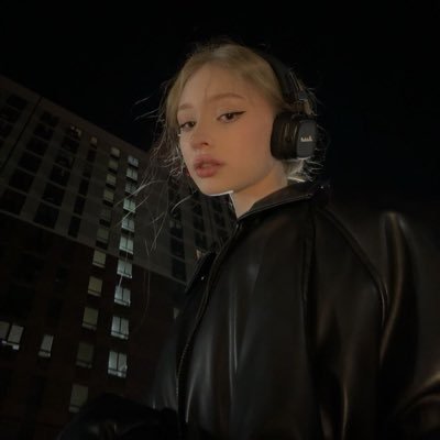 حتى أنا تراني إحترت فيني 🍬🧸
https://t.co/WVWN8rhGpm
Just a daily mood 🍒🍭🤍