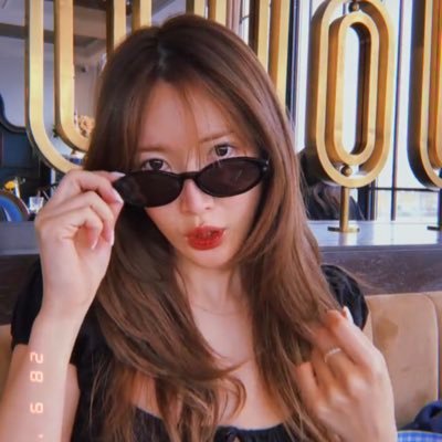 美容大好き今を幸せに生きてる元サレ妻🤩遠距離新婚 夫👨@沖縄、不倫相手夫婦👫R6.10上旬まで@沖縄/W不倫 ゴミから解放されて今幸せにしてもらってるから幸せを投稿する😇♥️