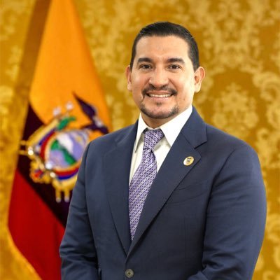 Director General del @SRIoficialEc
#ElNuevoEcuador