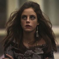 veronica (@reilavanrouge) 's Twitter Profile