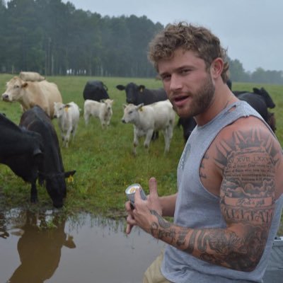 NFL offensive tackle, San Francisco 49ers. 11x Pro Bowler, cancer survivor, and proud Longview, TX native. Protecting the pocket, living the dream.