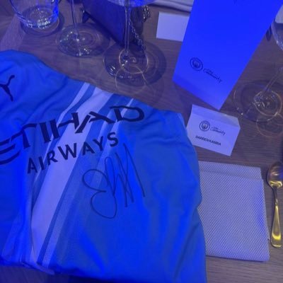 Grace2deWrlD's profile picture. Favorite color? Blue 💙