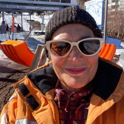 Chahuilco's profile picture. Soy aprendiz en ciencias sociales, me sorprende y exprime