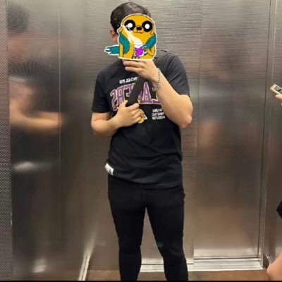 Single en trc buscando nuevas experiencias y amistades para pasarla rico.🔥