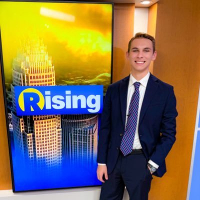 Meteorologist @WCCBCharlotte /Charlotte '26 Meteorology ⛏ /Chaser of atmospheric phenomenon🌪️🌌 /Certified Carolina Boy