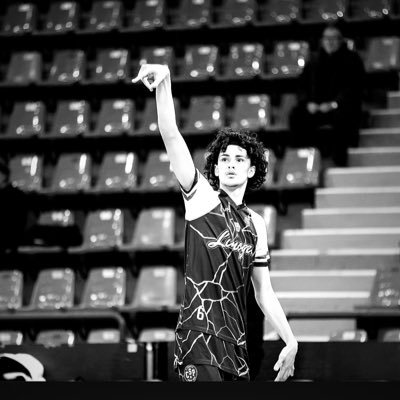 idrisstoumi92's profile picture. 6,8 guard from Paris, France,player At @oslbasketball (OTE)