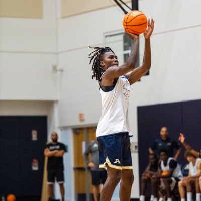 Tai Perkins #2 c/o 2025 | Westerville North (OH) | Nova Village Ua-Rise 17U | 6'0 PG | 3.7 gpa | Number:614-327-7224 | Email:Taiperkins@icloud.com
