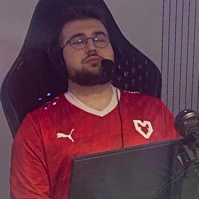 HYS7ER's profile picture. CS2 Player / #forzAURORA #forEF #VAMOUZ / #FACEİT