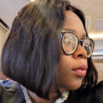 #Sauver
#Femme
#l'épouse de S.Oluwatayo
#Mere
#Cheffe
#Avocate
#Défenseur du consentement
@Beyond_Hashtags
Gal 6:17; Prov 31:10-31