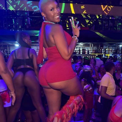 ♌️🌈 fmoi: @ paiiigee *Traveling and minding my business* SUBSCRIBE to my onlyfans!❤️ $paiiigee
