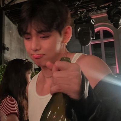 home (n.) the place where one lives permanently, especially as a member of a family or household, like how i live with 𝗚𝗢𝗧𝟳 & 𝗕𝗧𝗦. | fan account