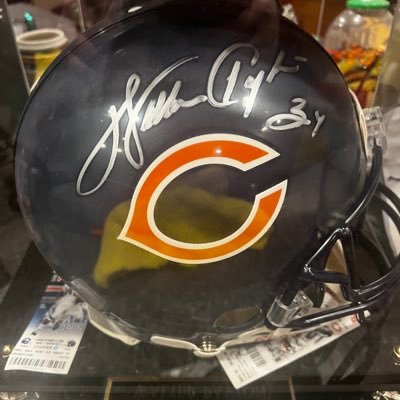 joesman001's profile picture. I’m just a guy that wakes up everyday just like you . love the Chicago Bears 🐻, Hawkeye’s and a good bourbon 🥃.