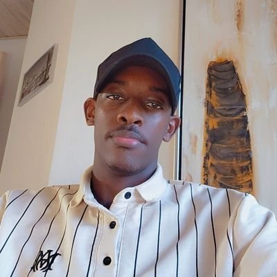 Kasasiramicheal's profile picture. Omusasira👌Aveterinarian focusing on animal science & innovating agri-bussiness projects. DM for any farm complications. God first, my culture & my professional