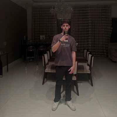 enzo_toniolli's profile picture. 