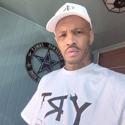 YRTURBANVISION's profile picture. 