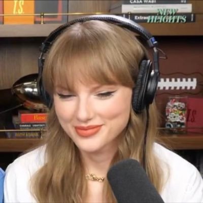 hiperfoco em taylor swift, fleetwood mac e em livros